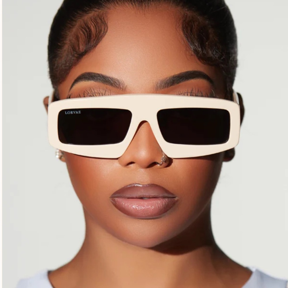 Lorvae Nu Era Sunglasses